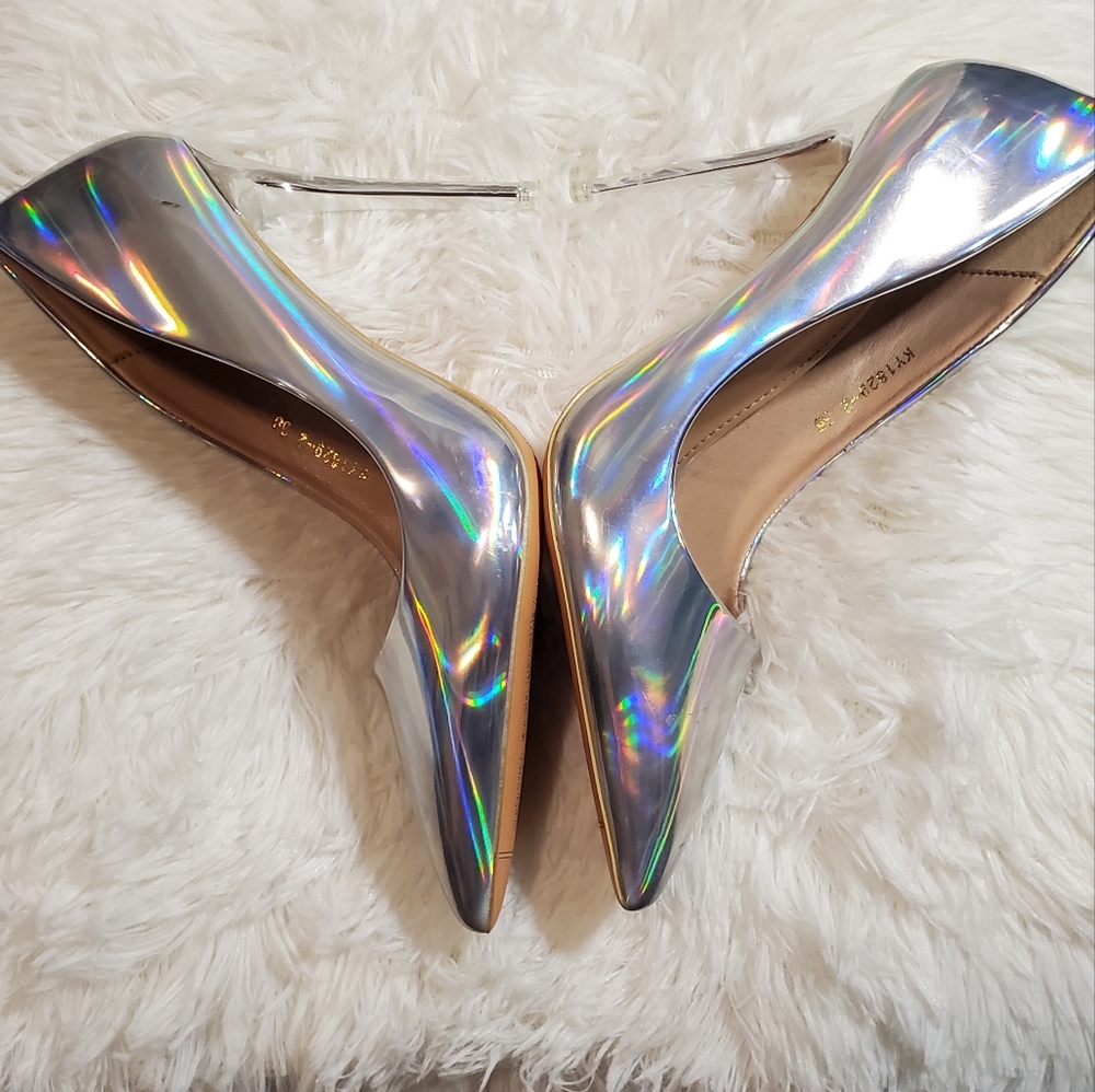 Heels - Picture 5 of 7
